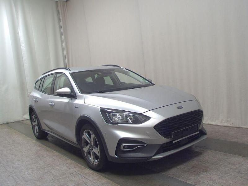 Gebraucht Ford Focus Active 120 PS (88 kW) 2021 Polarsilber metallic Kombi