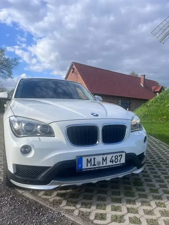 Gebraucht BMW X1 Sport Line 184 PS (135 kW) 2015 Weiß SUV