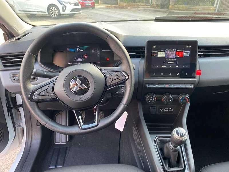 Neu Mitsubishi Colt Basis 67 PS (49 kW) 2025 Antarktisweiß Kleinwagen
