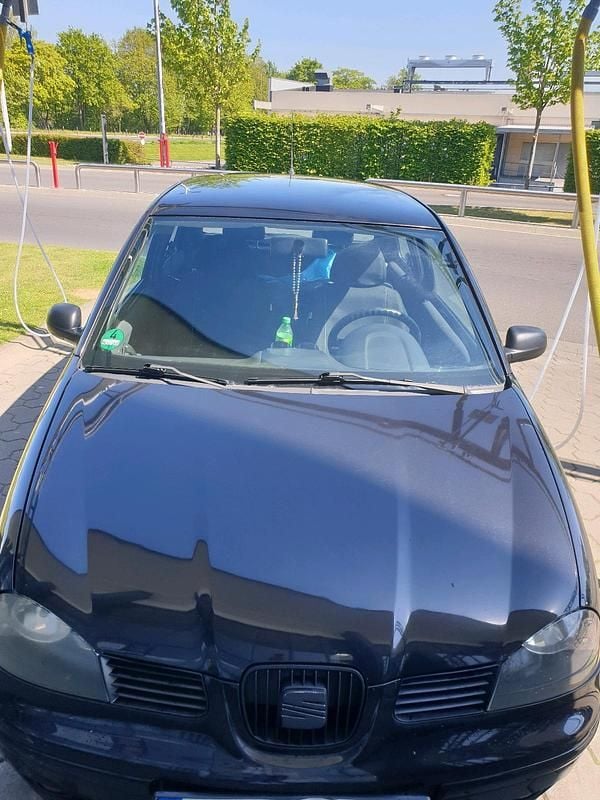 Second-hand Seat Arosa 2003 Negru Hatchback