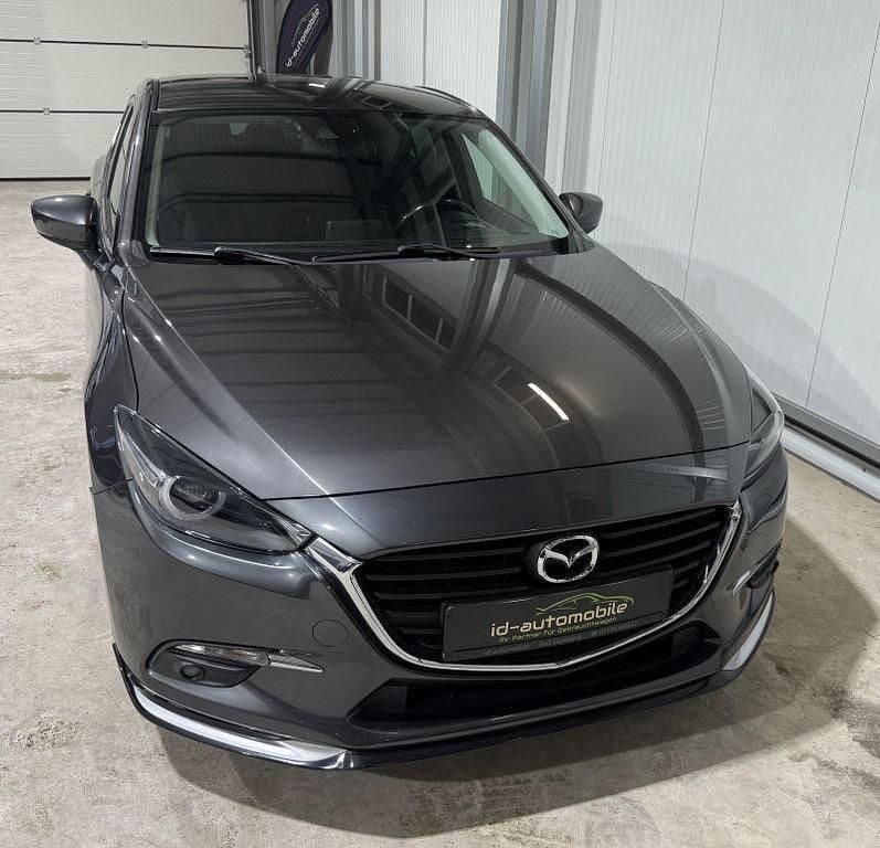 Gebraucht Mazda 3 Exclusive-Line 120 PS (88 kW) 2017 Grau Limousine