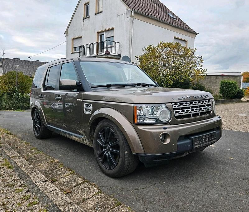 Braun Gebraucht 2010 Land Rover Discovery 4 SUV | 3.800 € - Bild 1/4