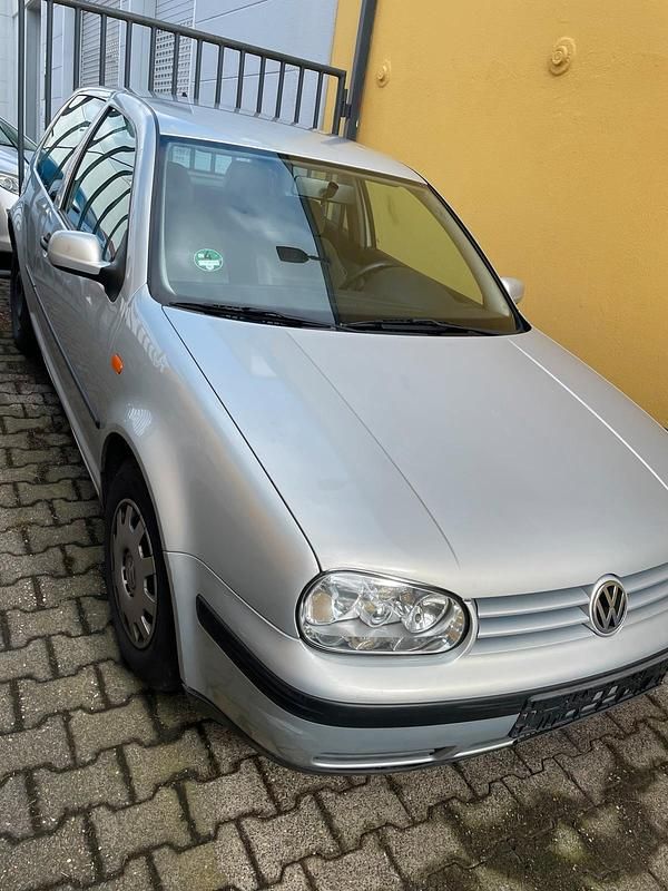 Gebraucht VW Golf IV 75 PS (55 kW) 1999 Silber Kleinwagen