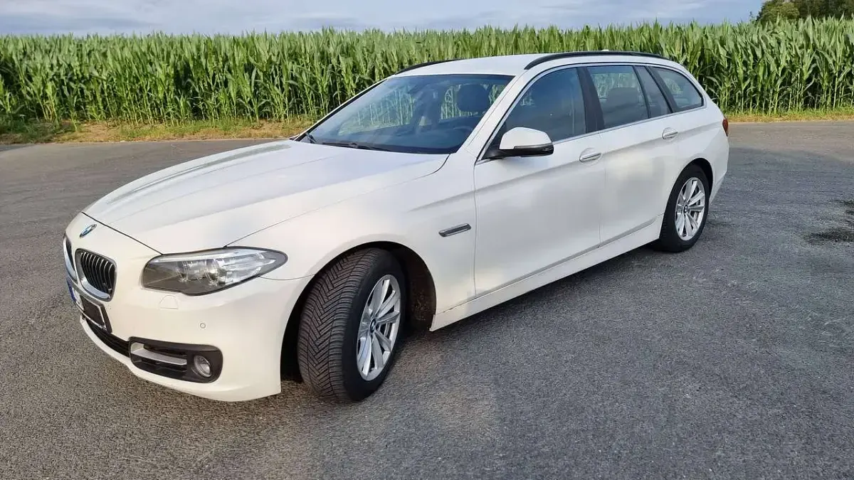 Gebraucht BMW 520 190 PS (139 kW) 2015 Weiß Kombi