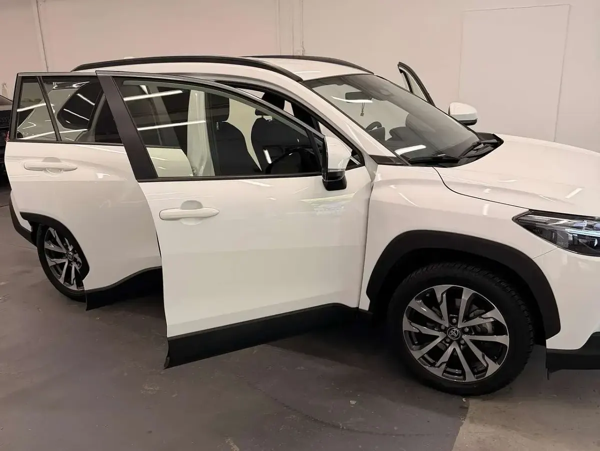 Gebraucht Toyota Corolla Cross Team 98 PS (72 kW) 2025 Weiß SUV