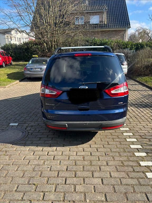 Gebraucht Ford Galaxy Ghia 140 PS (102 kW) 2008 Blau Van / Kleinbus