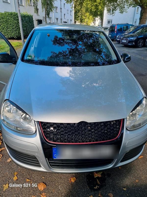 Silber Gebraucht 2006 VW Golf V GT Coupé | 2.500 € (Fairer Preis) - Bild 1/4