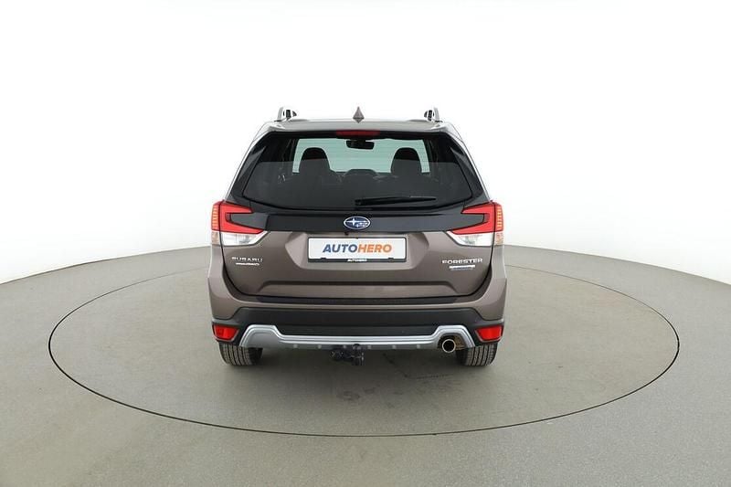 Gebraucht Subaru Forester Platinum 150 PS (110 kW) 2022 Braun SUV