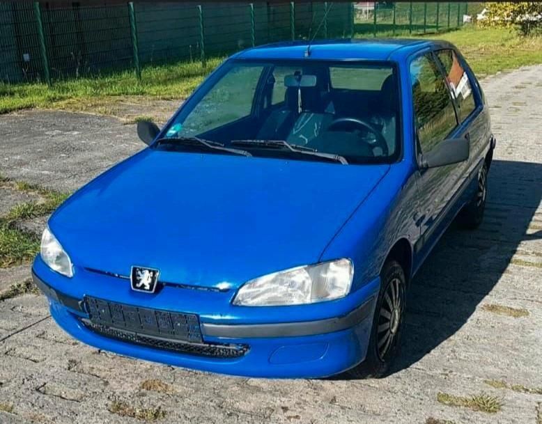 Blau Gebraucht 2002 Peugeot 106 Kleinwagen | 200 € (Superpreis) - Bild 1/4