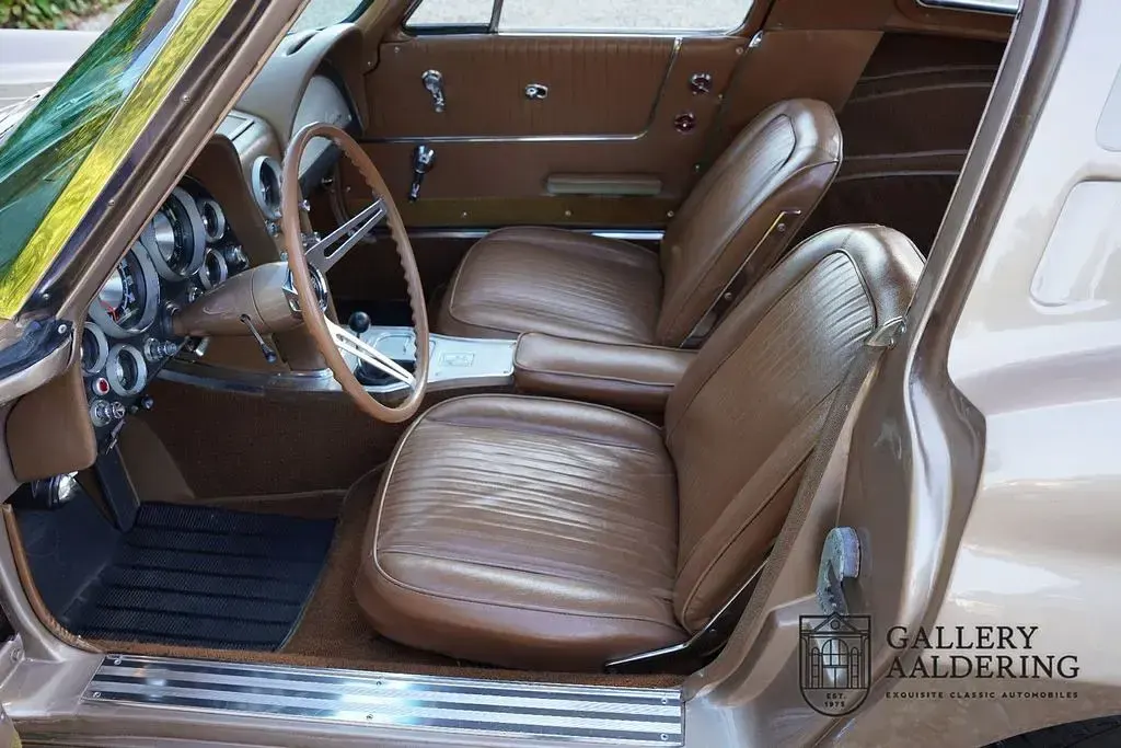 Używany Corvette Stingray 1963 Złoty Coupe