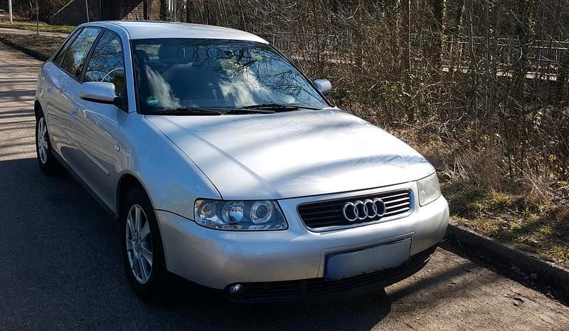 Gebraucht Audi A3 Ambiente 102 PS (75 kW) 2002 Silber Kleinwagen