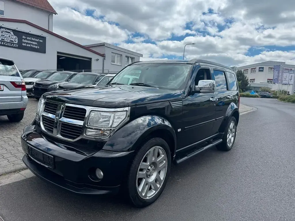 Gebraucht Dodge Nitro SXT 177 PS (130 kW) 2007 Schwarz SUV