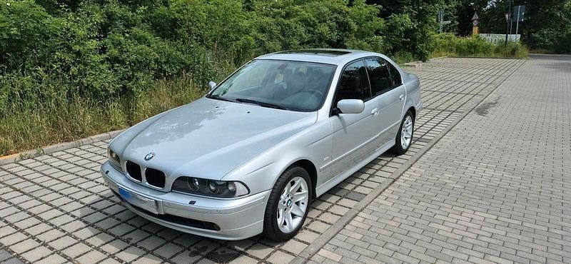 Silber Gebraucht 2004 BMW 535 Limousine | 11.000 € - Bild 1/4