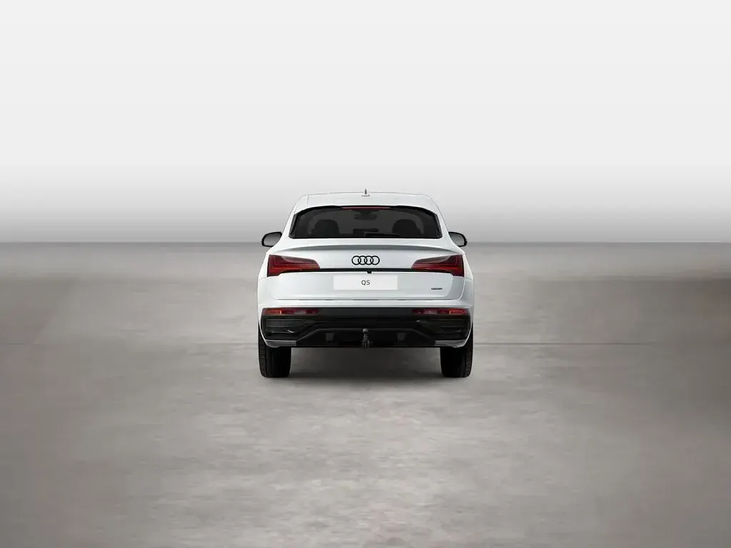 Gebraucht Audi Q5 Sportback S-Line 204 PS (150 kW) 2023 Gletscherweiss SUV