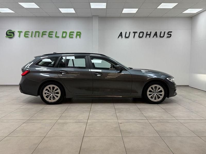 Gebraucht BMW 320 184 PS (135 kW) 2020 Grau Kombi