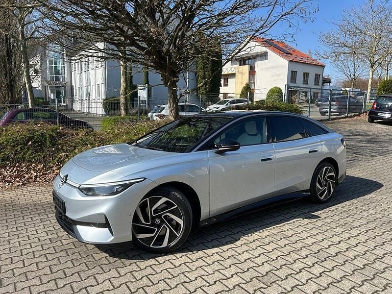 Gebraucht VW ID.7 Pro 210 kW (286 PS) 2025 Silber Limousine