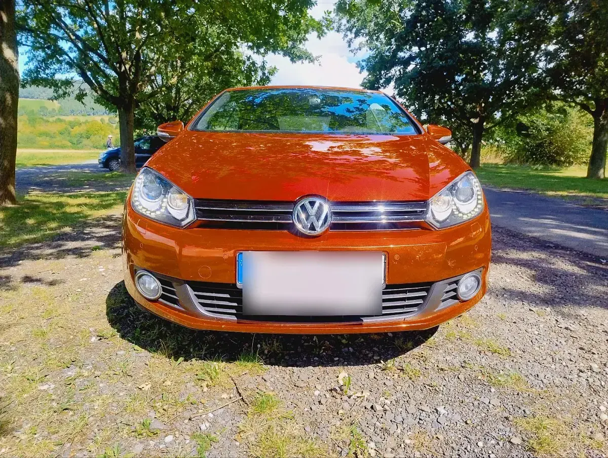 Gebraucht VW Golf 160 PS (117 kW) 2011 Rot Cabrio