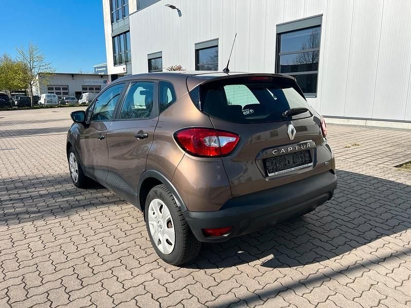 Second-hand Renault Captur 90 CP (66 kW) 2013 Maro SUV