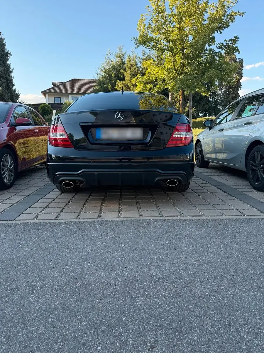 Gebraucht Mercedes C350 306 PS (225 kW) 2012 Schwarz Limousine