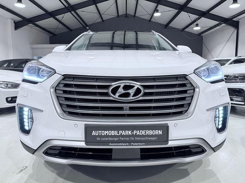 Gebraucht Hyundai Santa Fe 200 PS (147 kW) 2016 Weiß SUV
