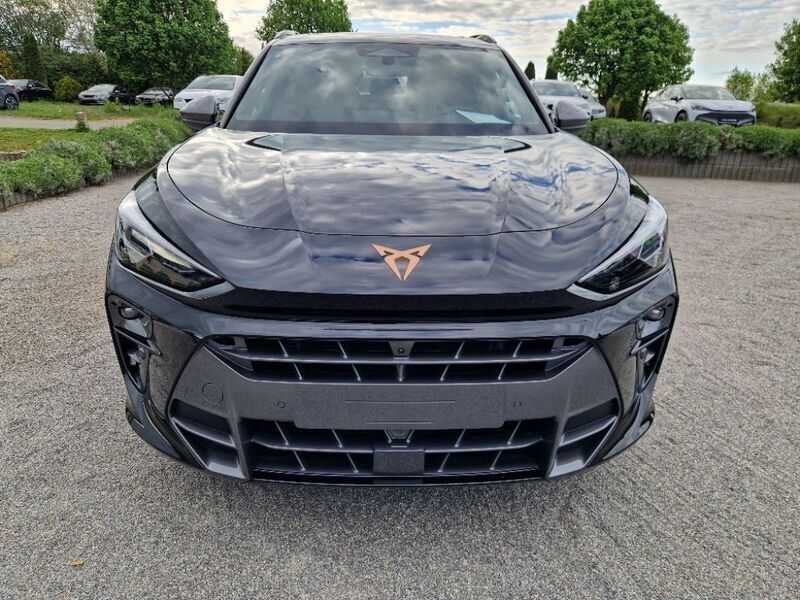 Neu Cupra Terramar VZ 265 PS (194 kW) 2025 Schwarz SUV