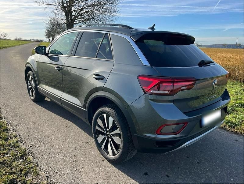 Gebraucht VW T-Roc Move 150 PS (110 kW) 2023 Grau SUV