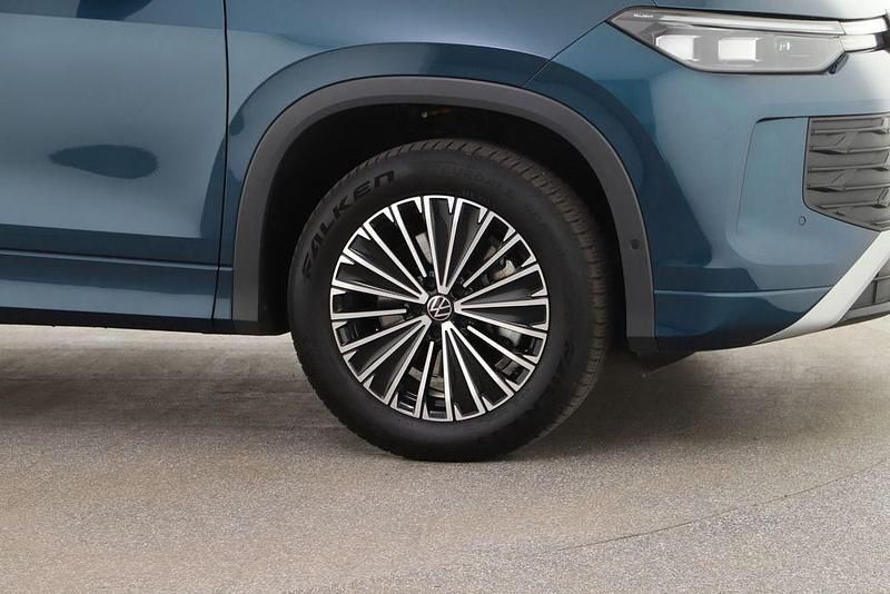 Gebraucht VW Tayron Life 193 PS (141 kW) 2025 Nightshade blue metallic SUV