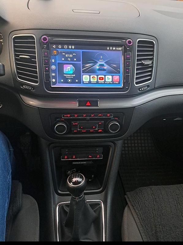 Gebraucht VW Sharan 140 PS (102 kW) 2011 Schwarz Van / Kleinbus