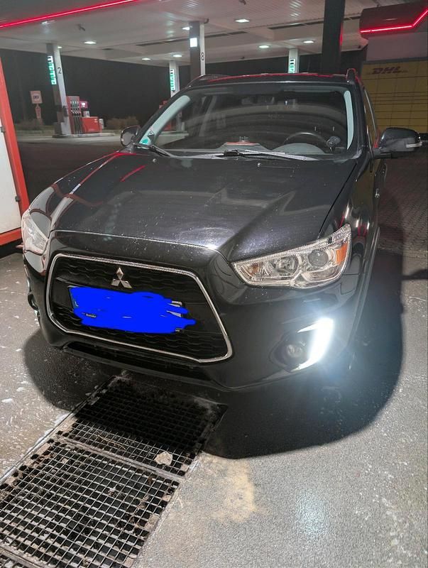 Schwarz Gebraucht 2016 Mitsubishi ASX Top SUV | 9.999 € (Fairer Preis) - Bild 1/4