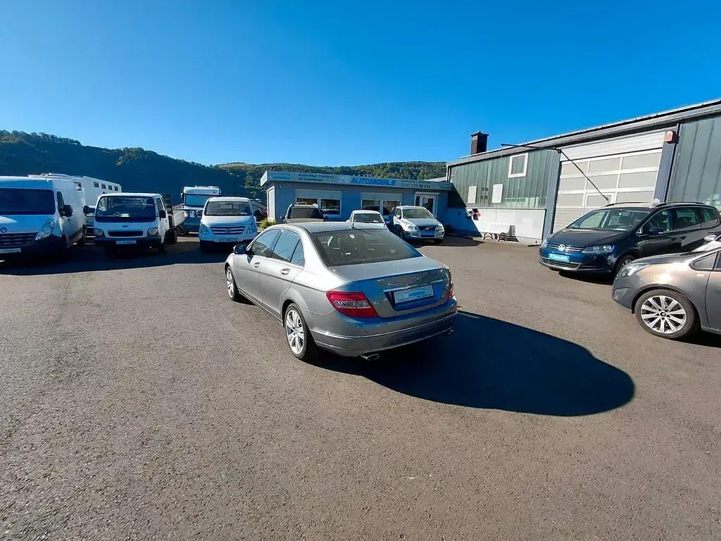 Używany Mercedes C280 231 KM (169 kW) 2007 Srebrny Sedan/Limuzyna