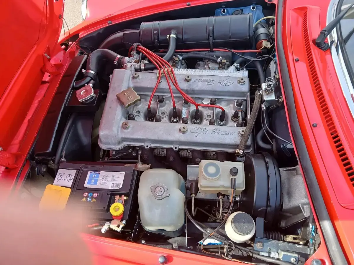 Gebraucht Alfa Romeo Giulietta 127 PS (93 kW) 1986 Rot Cabrio