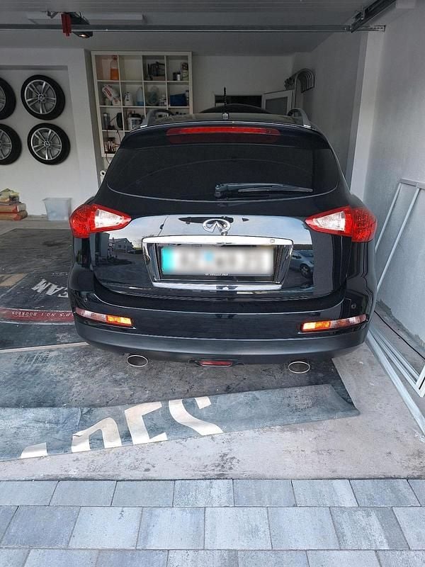 Gebraucht Infiniti Ex30 238 PS (175 kW) 2012 Schwarz SUV