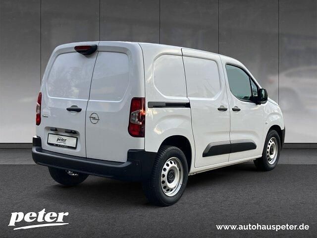 Neu Opel Combo 102 PS (75 kW) 2026 Kaolin weiss Van