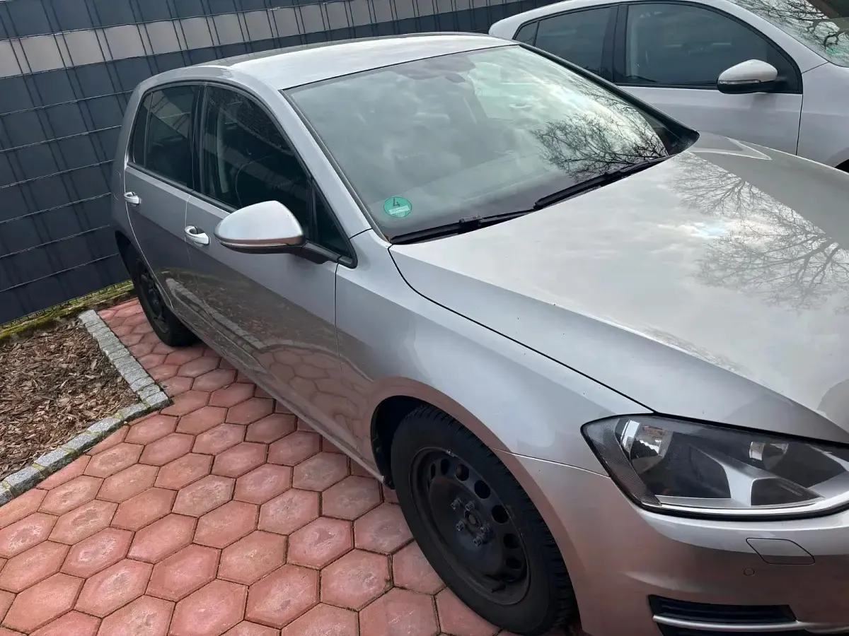 Gebraucht VW Golf VII 86 PS (63 kW) 2013 Silber Limousine