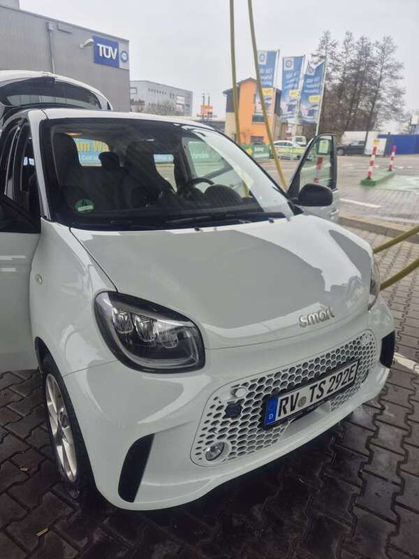 Gebraucht 2021 Smart ForFour Electric Drive Limousine | 13.000 € - Bild 1/4