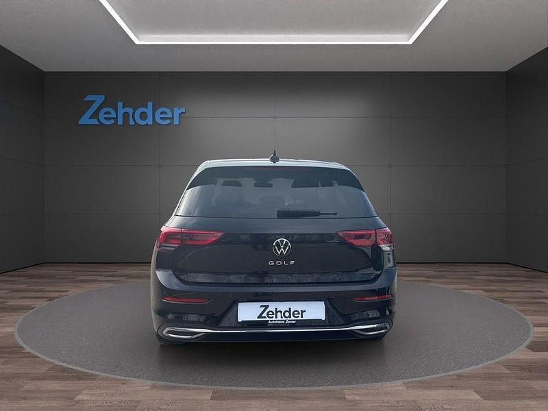 Gebraucht VW Golf VII Style 150 PS (110 kW) 2020 Schwarz Limousine