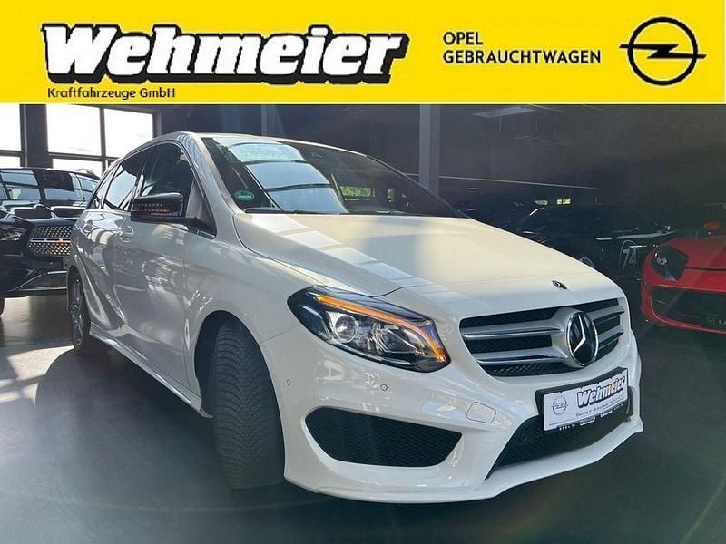 Weiß Gebraucht 2017 Mercedes B180 AMG line Van / Kleinbus | 16.990 € (Fairer Preis) - Bild 1/4