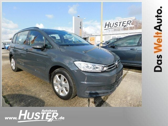 Gebraucht VW Touran Comfortline 116 PS (85 kW) 2018 Grau Van / Kleinbus