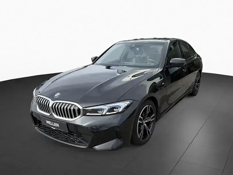 Gebraucht BMW 320 Shadowline 190 PS (139 kW) 2023 Black sapphire (schwarz) Limousine