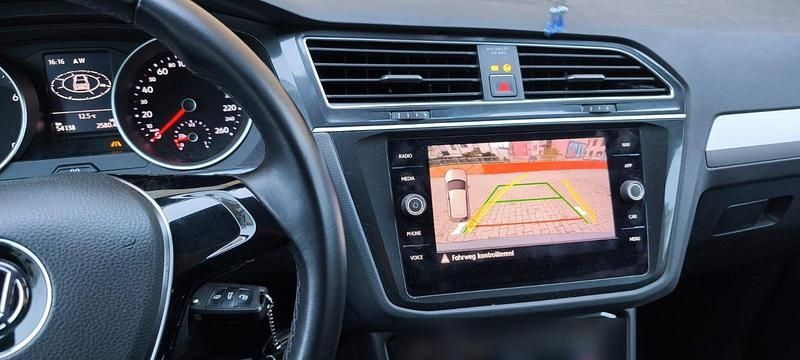 Schwarz Gebraucht 2018 VW Tiguan Join SUV | 20.000 € (Fairer Preis) - Bild 1/4