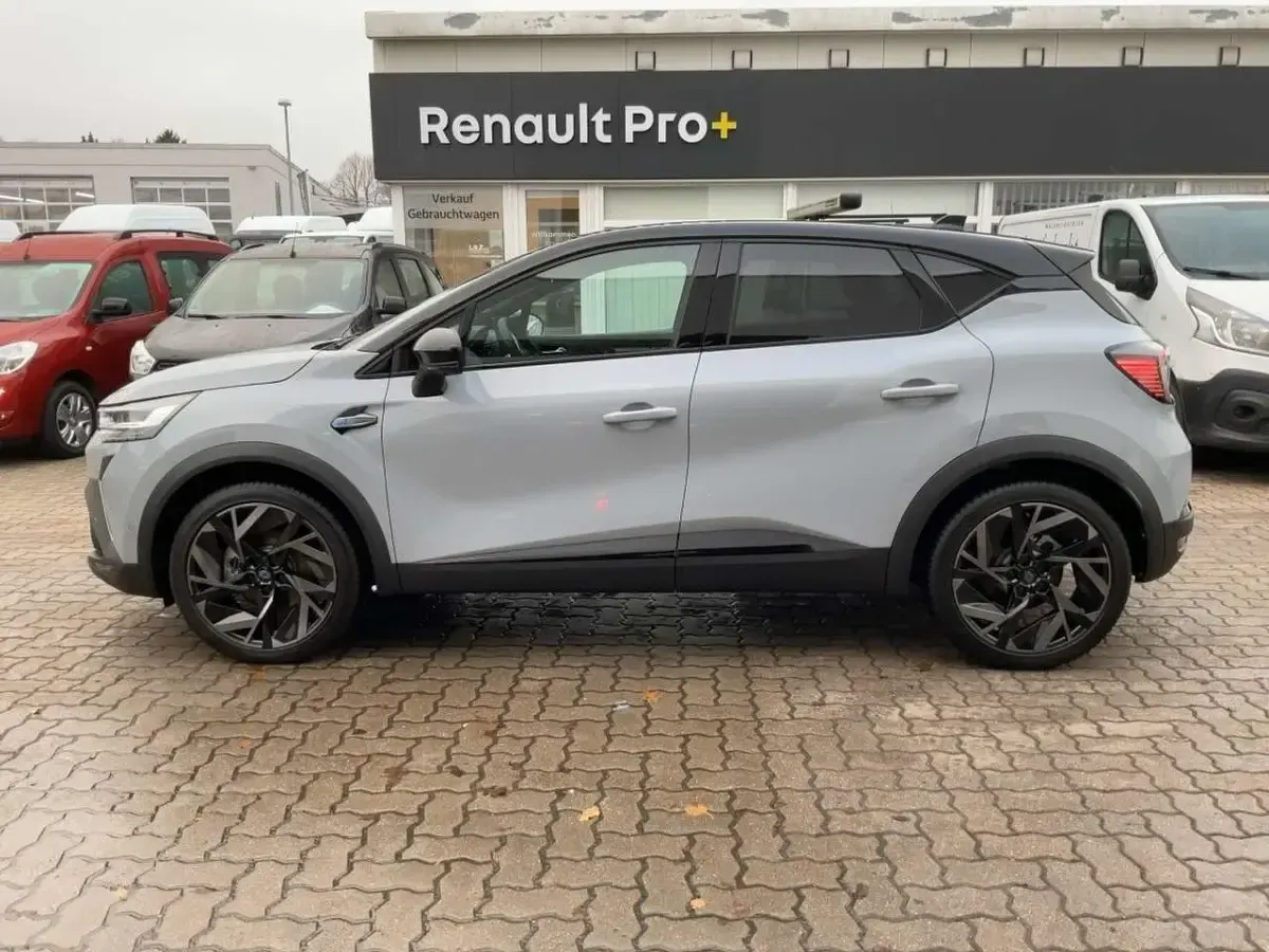 Gebraucht Renault Captur Esprit Alpine 143 PS (105 kW) 2025 Grau kqj + schwarz gne SUV
