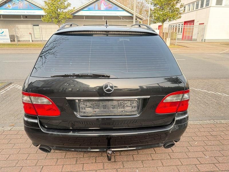 Gebraucht Mercedes E280 Avantgarde 190 PS (139 kW) 2007 Schwarz Kombi