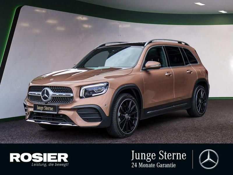 Gold / rosegold (metallic) Gebraucht 2024 Mercedes GLB220 AMG SUV | 47.890 € (Fairer Preis) - Bild 1/4