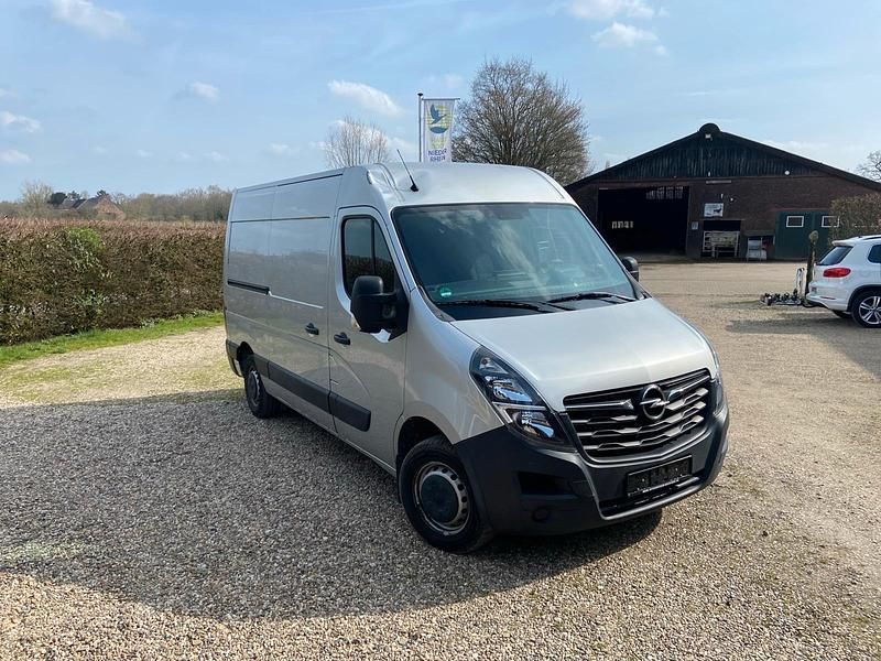 Gebraucht Opel Movano 150 PS (110 kW) 2021 Silber Van
