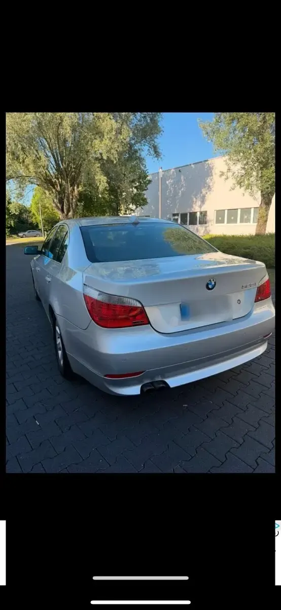 Gebraucht BMW 523 177 PS (130 kW) 2006 Silber Limousine