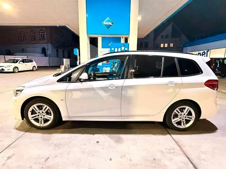 Gebraucht BMW 216 M Sport 116 PS (85 kW) 2015 Weiß Coupé