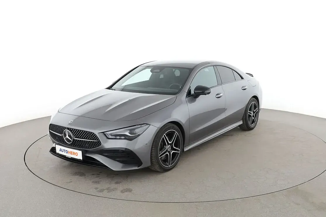 Gebraucht Mercedes CLA200 AMG line 177 PS (130 kW) 2024 Coupé