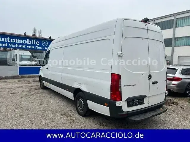 Używany Mercedes Sprinter 163 KM (119 kW) 2020 Andere Van