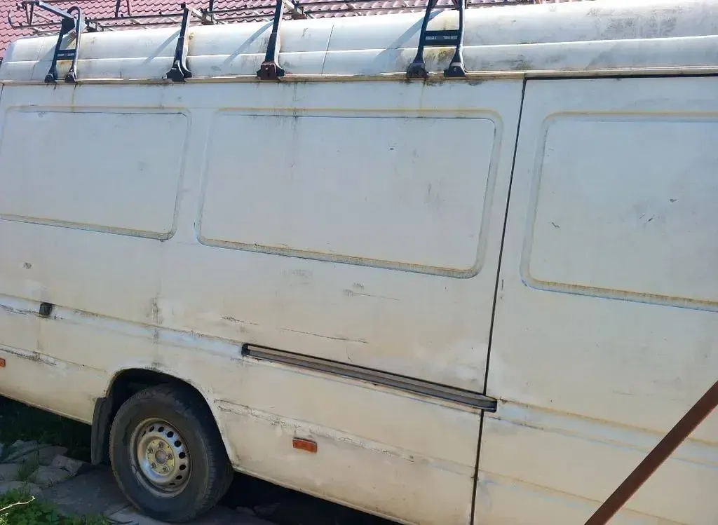 Second-hand VW LT 109 CP (80 kW) 2003 Alb Berlinǎ