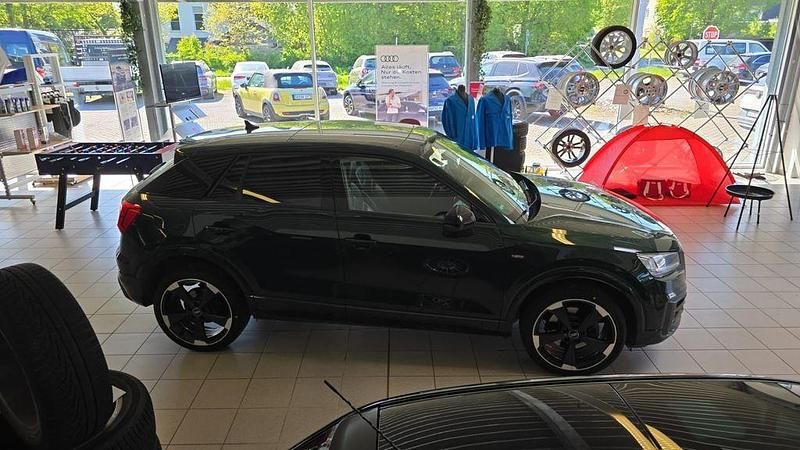 Gebraucht Audi Q2 S-Line 190 PS (139 kW) 2020 Grün SUV
